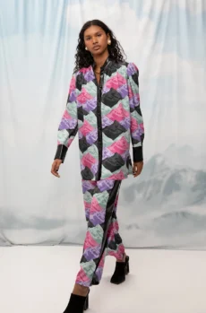 18148f 6db7d46989014ea58a29799fbfad0d66mv2.jpg - Dash Fashion