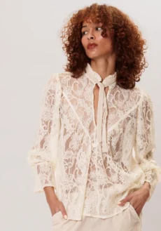 KiraTop1 920x1316h - Dash Fashion