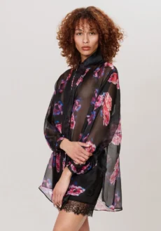 ariaClose 920x1316h - Dash Fashion