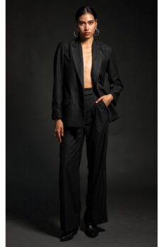 w24805 character print 4 1 - Dash Fashion